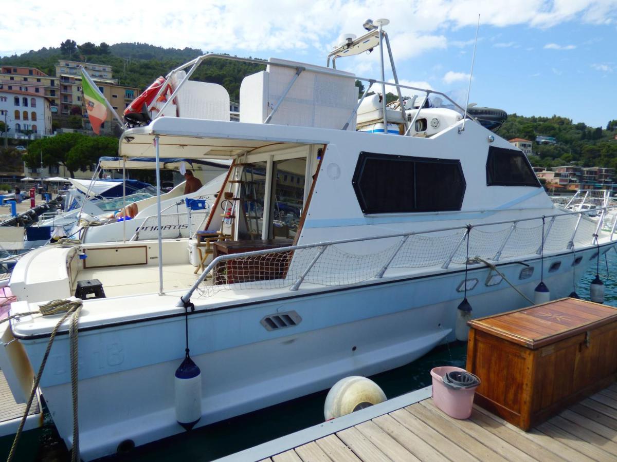 Yachtannablu Hotel Porto Venere Ngoại thất bức ảnh